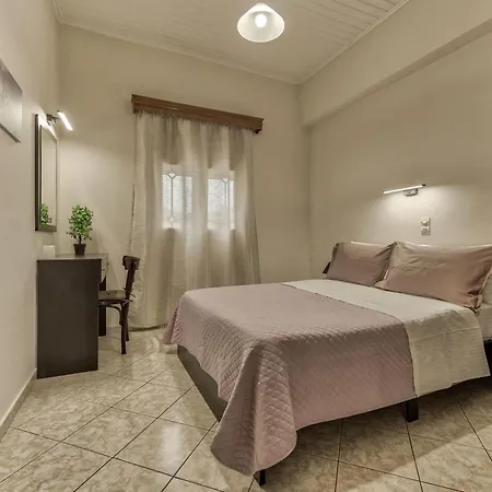 Nitsa's Corner * Zakynthos Town